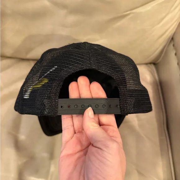 Black trucker hat with Yellow smiley face! - Picture 3 of 3